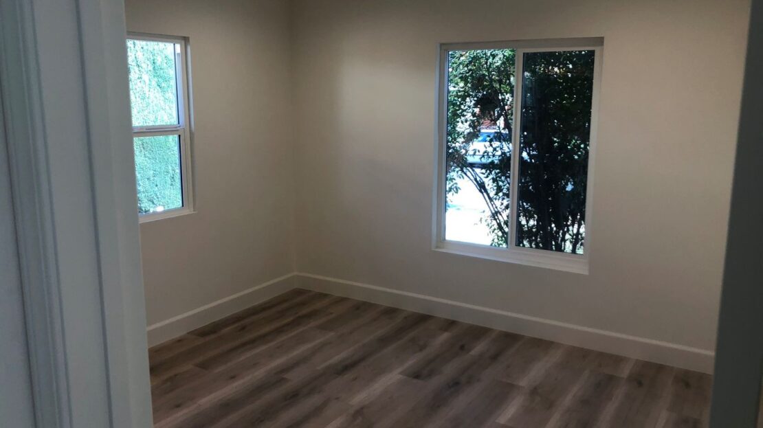 2127 S Sycamore - Los Angeles - California - 3 bed, 2 bath rental property