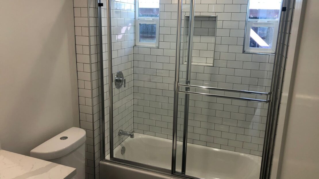 2127 S Sycamore - Los Angeles - California - 3 bed, 2 bath rental property