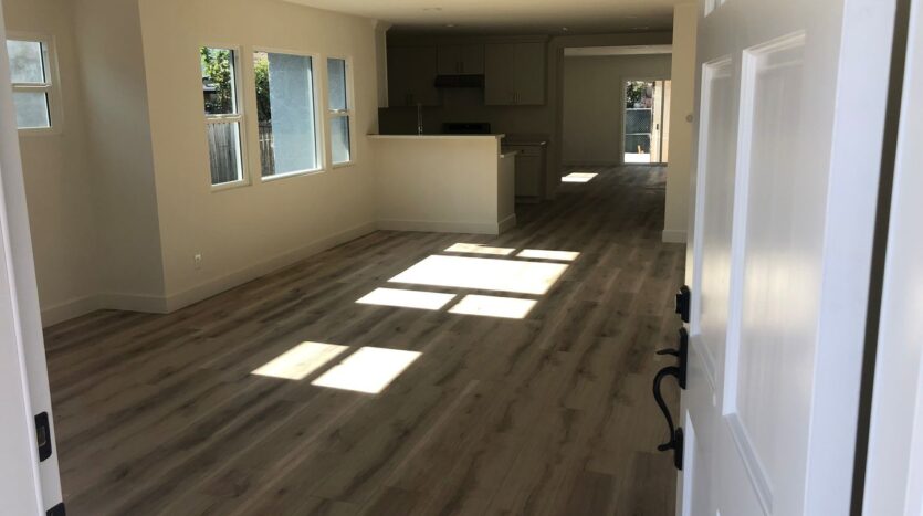 2127 S Sycamore - Los Angeles - California - 3 bed, 2 bath rental property