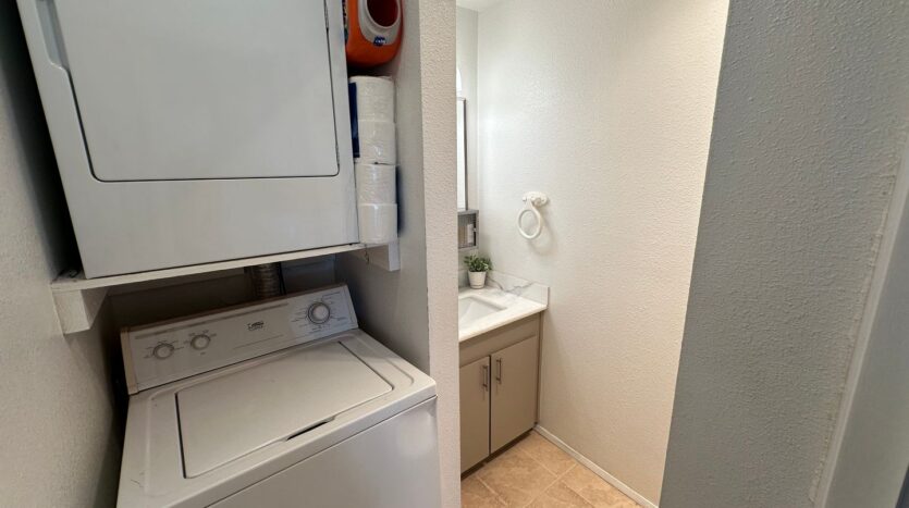 2149 Eastview Pl. - C - Ferndale - Washington - 1 bed, 1.5 bath rental property