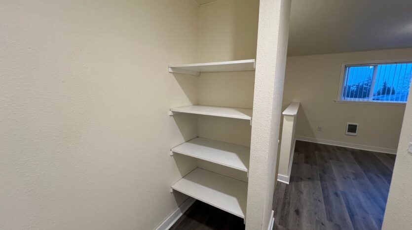 2149 Eastview Pl. - C - Ferndale - Washington - 1 bed, 1.5 bath rental property