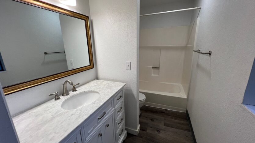 2149 Eastview Pl. - C - Ferndale - Washington - 1 bed, 1.5 bath rental property