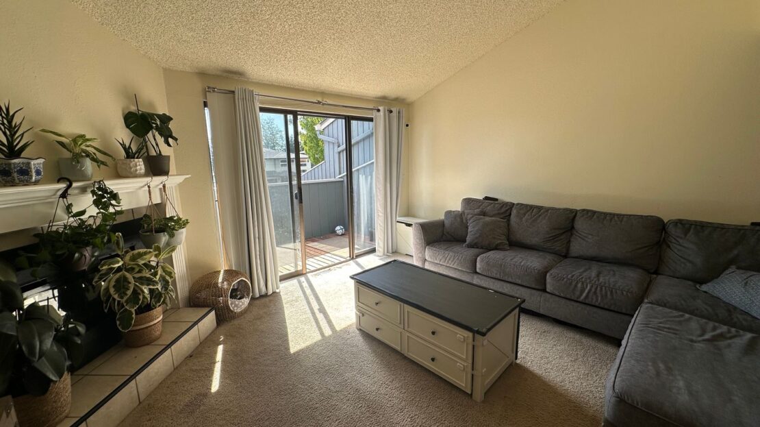 2149 Eastview Pl. - C - Ferndale - Washington - 1 bed, 1.5 bath rental property