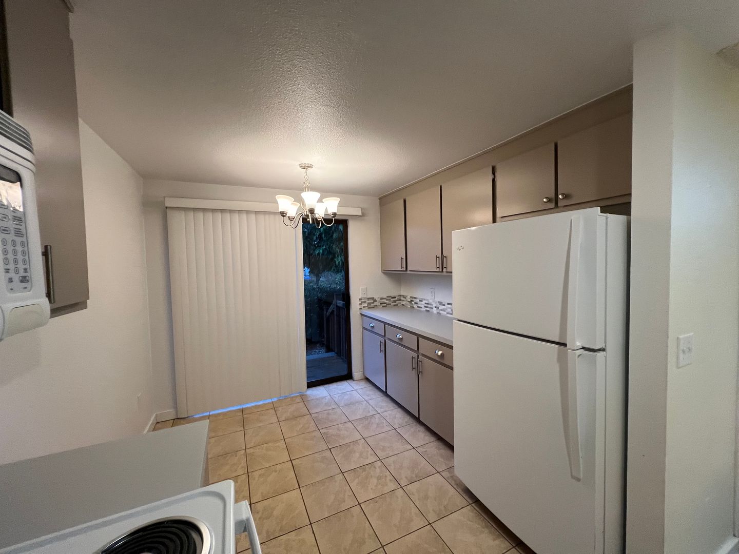 2149 Eastview Pl. - C - Ferndale - Washington - 1 bed, 1.5 bath rental property