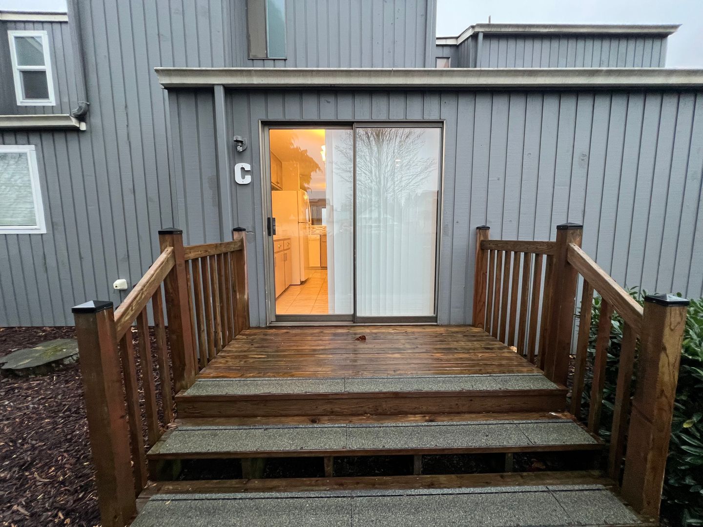 2149 Eastview Pl. - C - Ferndale - Washington - 1 bed, 1.5 bath rental property