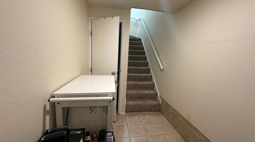 2149 Eastview Pl. - C - Ferndale - Washington - 1 bed, 1.5 bath rental property