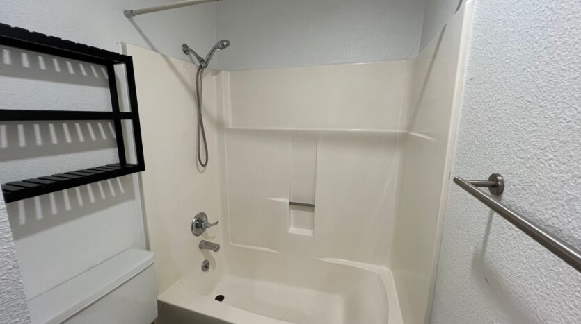 2149 Eastview Pl. - C - Ferndale - Washington - 1 bed, 1.5 bath rental property