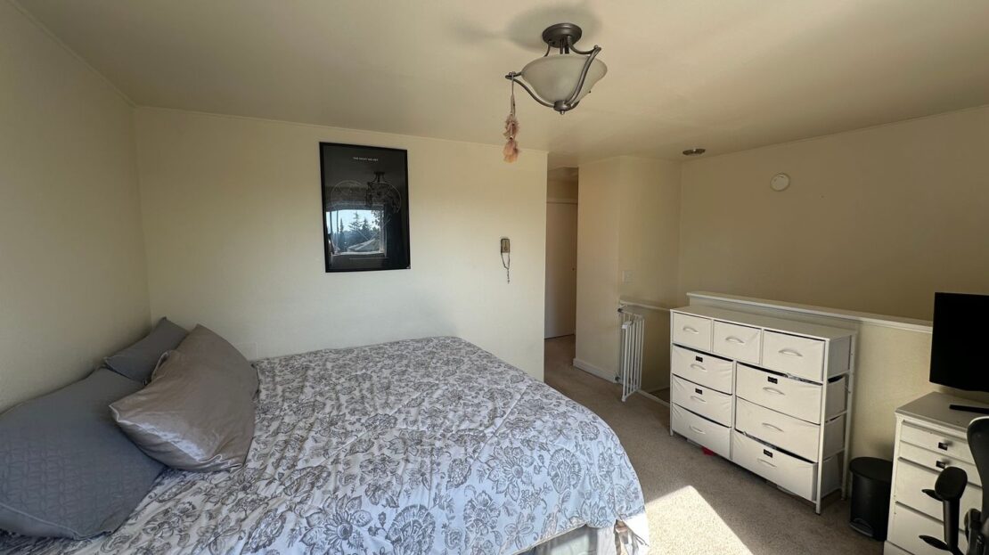 2149 Eastview Pl. - C - Ferndale - Washington - 1 bed, 1.5 bath rental property