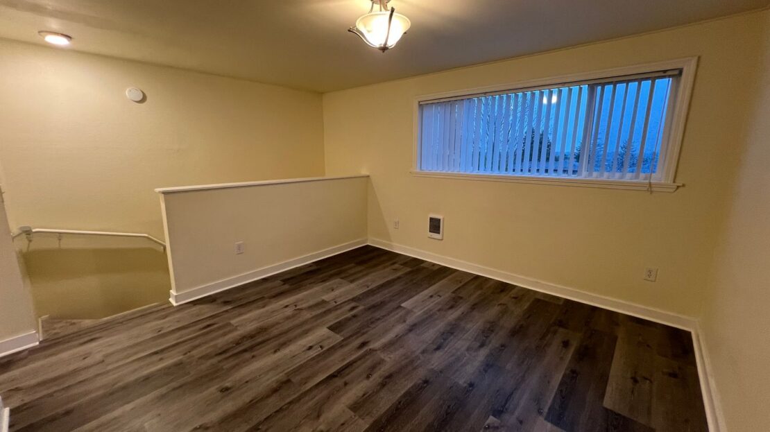 2149 Eastview Pl. - C - Ferndale - Washington - 1 bed, 1.5 bath rental property