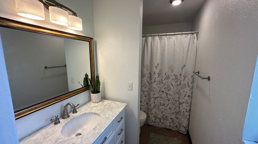 2149 Eastview Pl. - C - Ferndale - Washington - 1 bed, 1.5 bath rental property