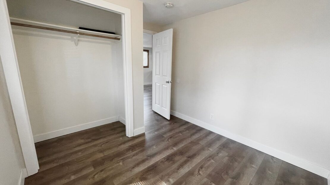 215 NW Canal Blvd - #14 - Redmond - Oregon - 2 bed, 1 bath rental property