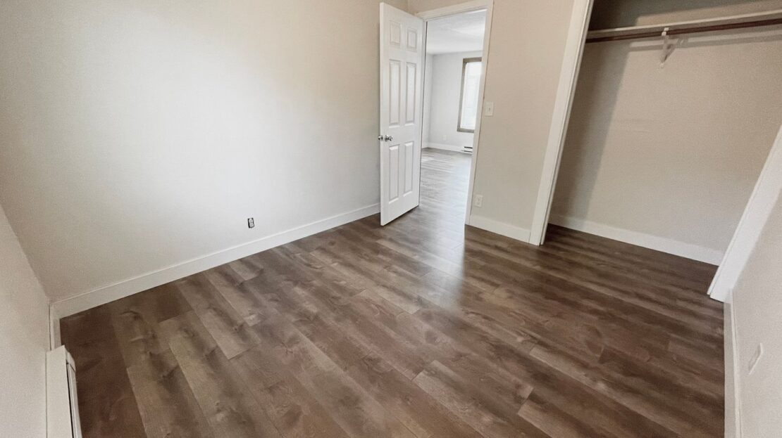 215 NW Canal Blvd - #14 - Redmond - Oregon - 2 bed, 1 bath rental property