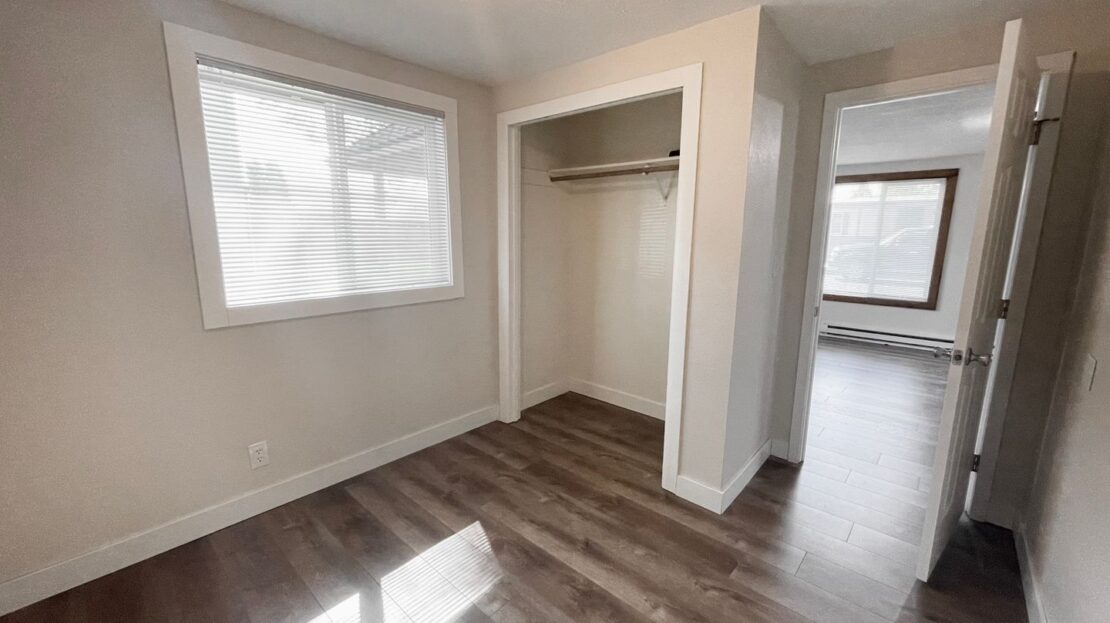 215 NW Canal Blvd - #14 - Redmond - Oregon - 2 bed, 1 bath rental property