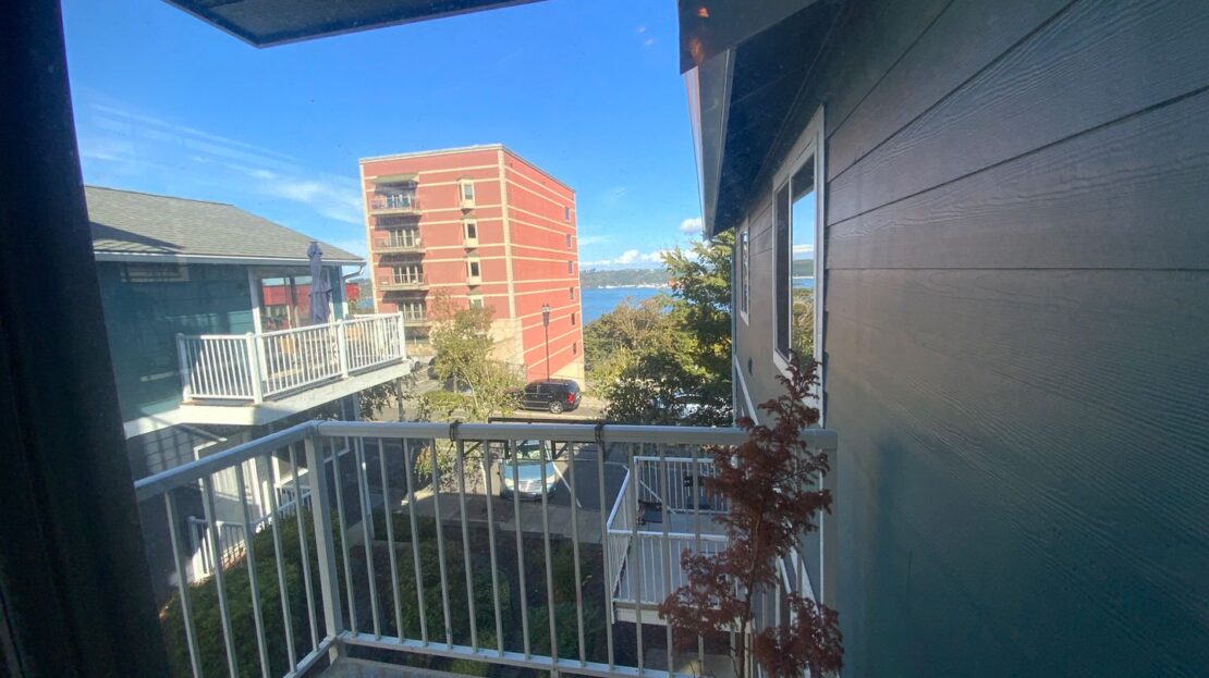 218 Broadway #8 - Tacoma - Washington - 2 bed, 2 bath rental property