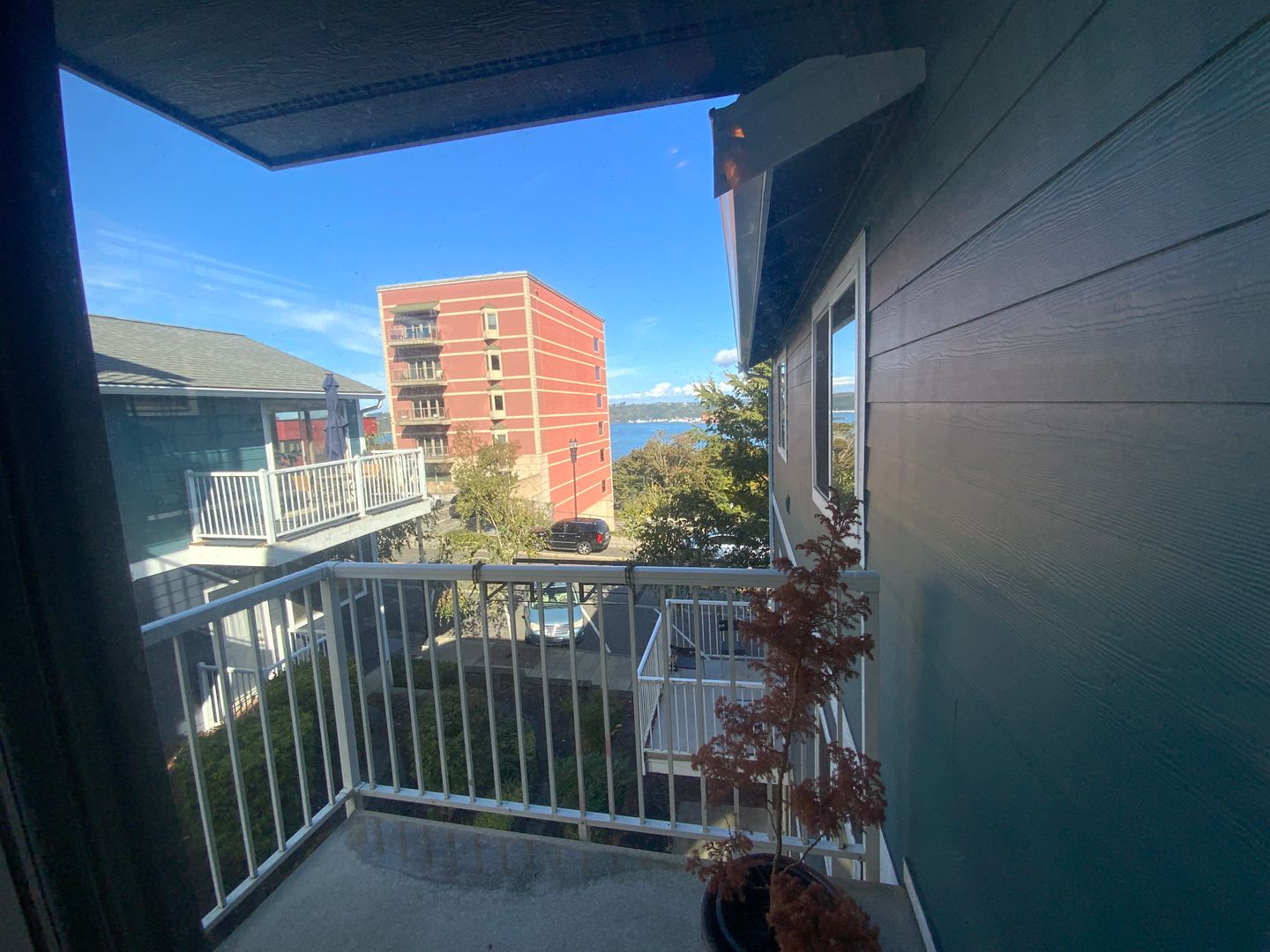 218 Broadway #8 - Tacoma - Washington - 2 bed, 2 bath rental property
