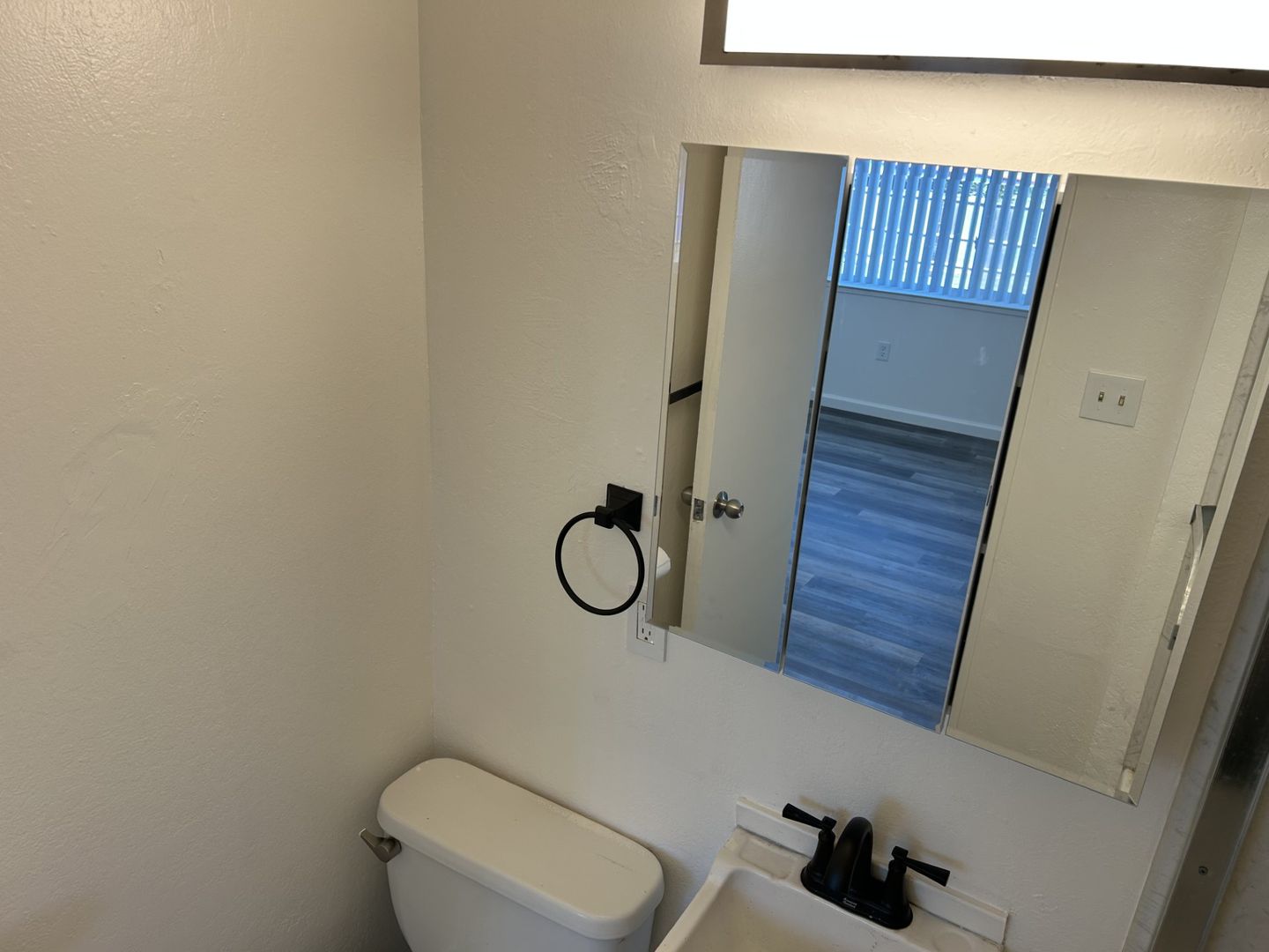 218 Mississippi Street Unit D - Vallejo - California - 1 bed, 1 bath rental property