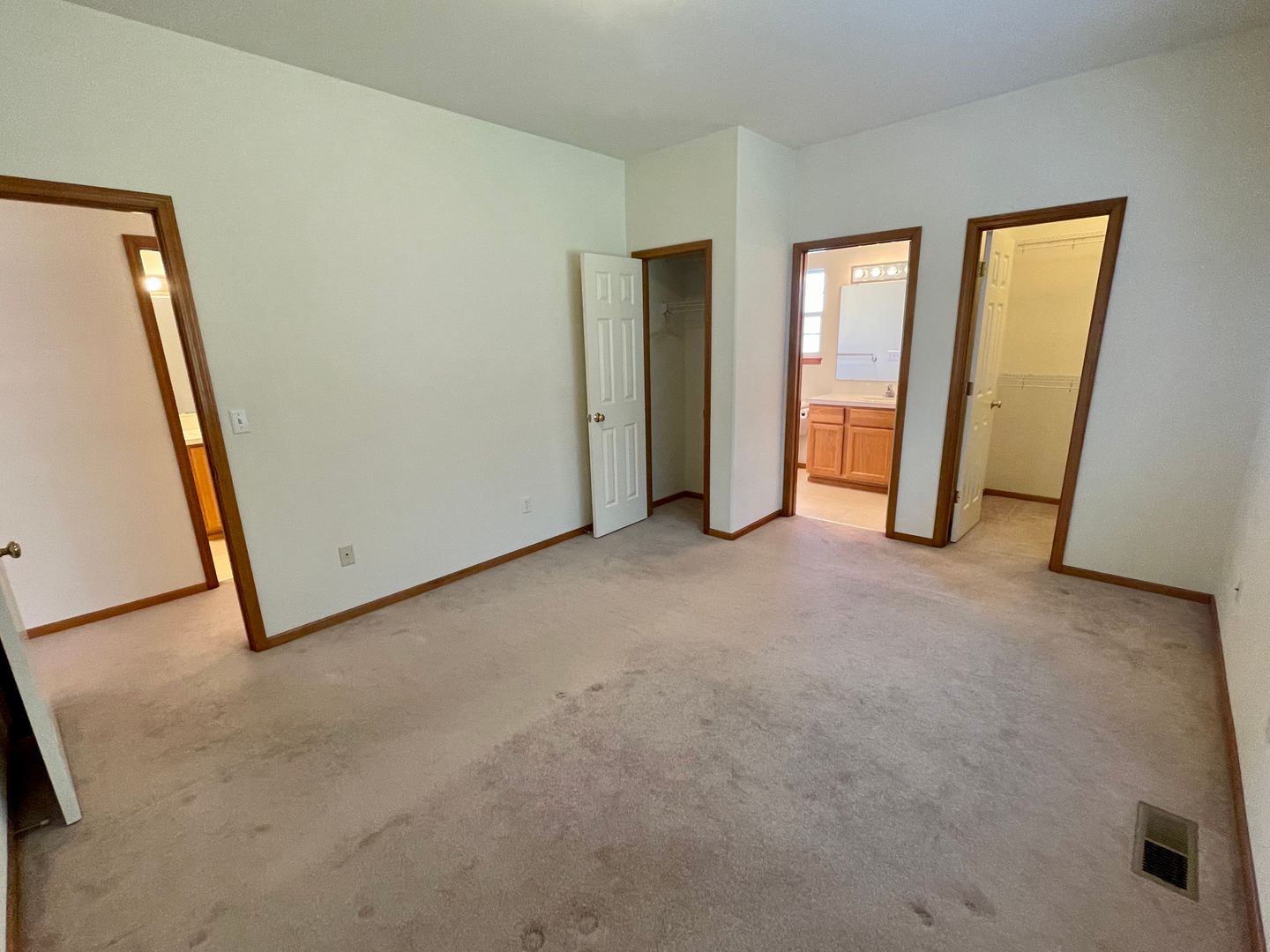 219 Milton St. - Bellingham - Washington - 3 bed, 2 bath rental property