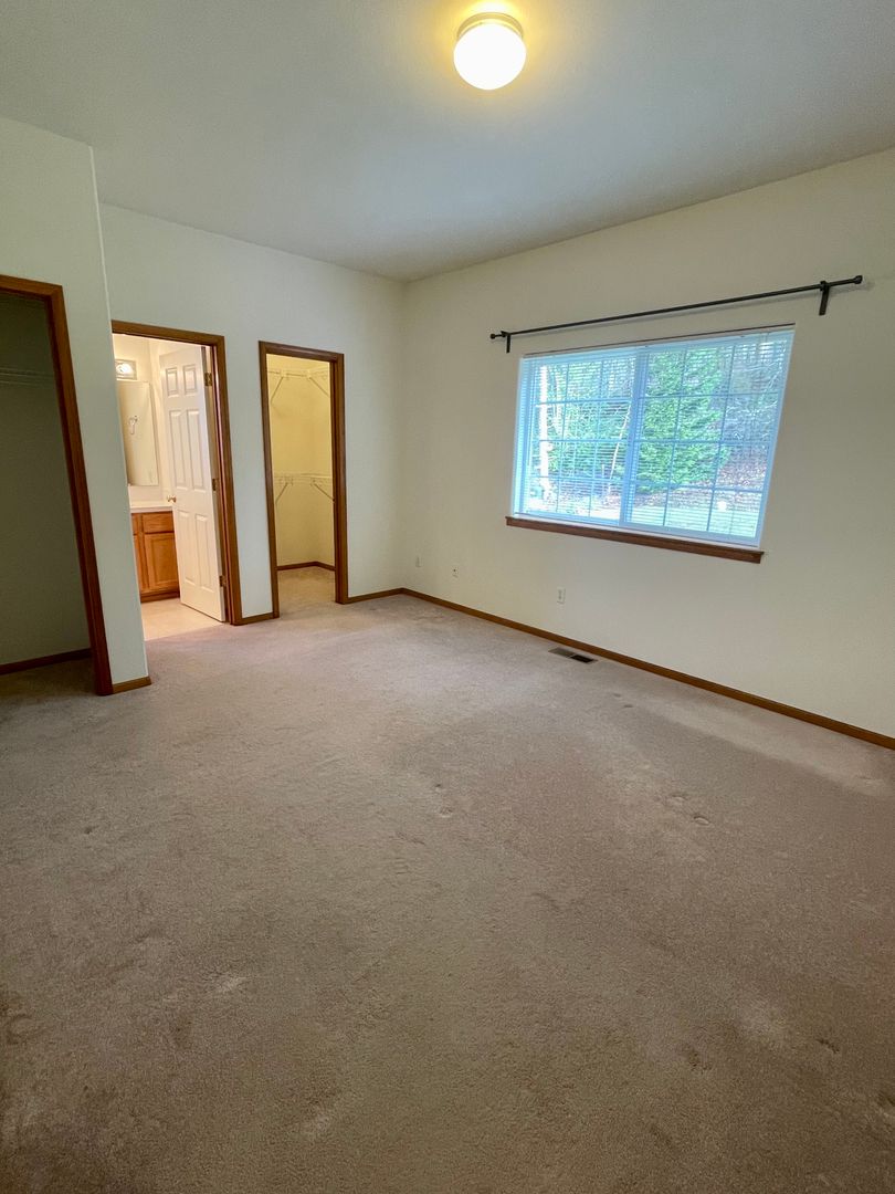219 Milton St. - Bellingham - Washington - 3 bed, 2 bath rental property