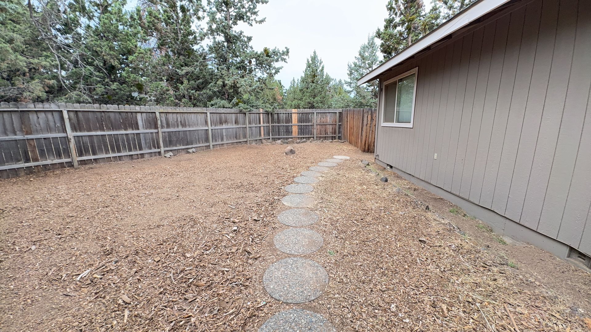 2211 NW Deschutes Pl. - Bend - Oregon - 4 bed, 2 bath rental property
