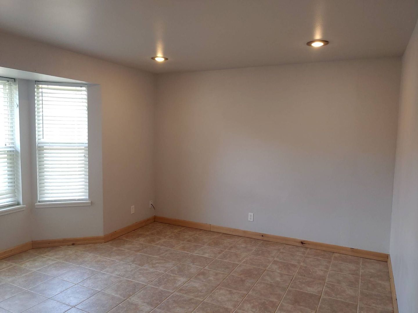 2211 NW Deschutes Pl. - Bend - Oregon - 4 bed, 2 bath rental property