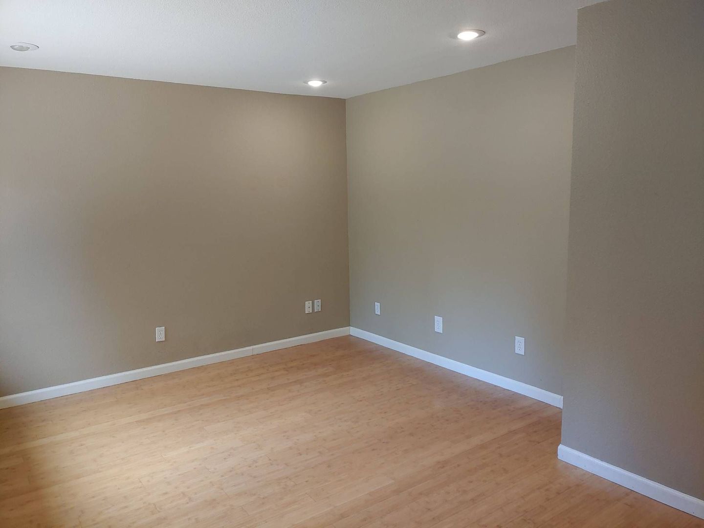 2211 NW Deschutes Pl. - Bend - Oregon - 4 bed, 2 bath rental property