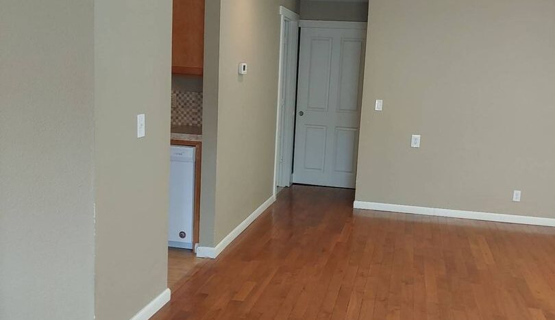 2211 NW Deschutes Pl. - Bend - Oregon - 4 bed, 2 bath rental property