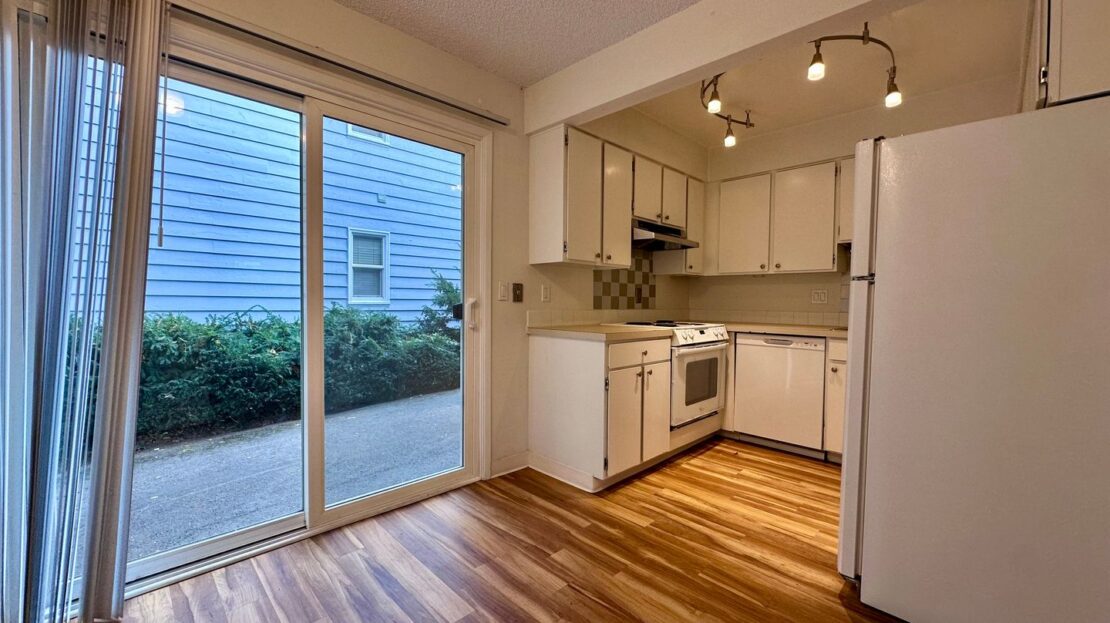 2222NE Halsey St.  - Portland - Oregon - 2 bed, 1.5 bath rental property