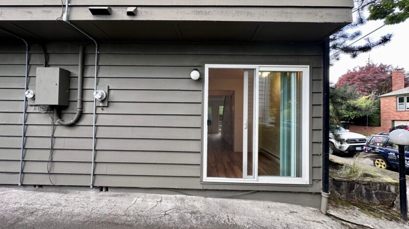 2222NE Halsey St.  - Portland - Oregon - 2 bed, 1.5 bath rental property