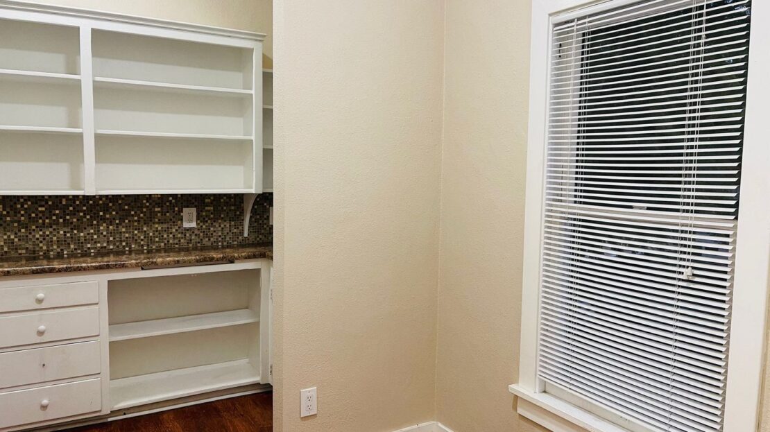 224 W. Olive Ave Units 1-10 -  Unit 4  - Redlands - California - 1 bed, 1 bath rental property