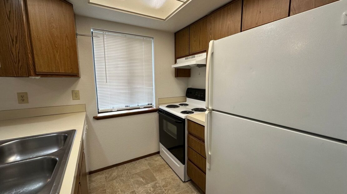 2243 Valencia Street #2 - Bellingham - Washington - 2 bed, 1 bath rental property