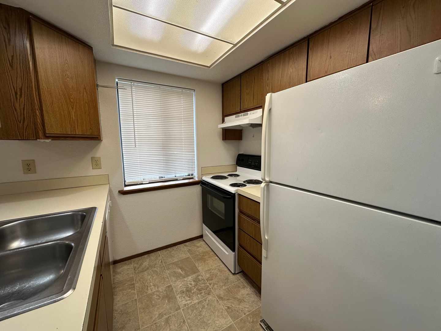 2243 Valencia Street #2 - Bellingham - Washington - 2 bed, 1 bath rental property