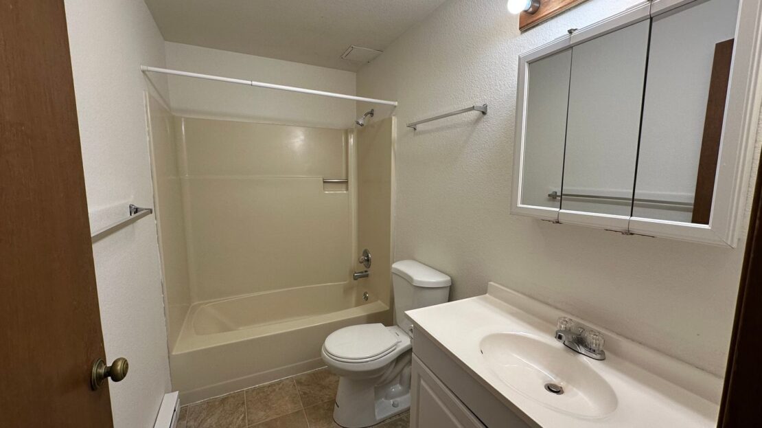 2243 Valencia Street #2 - Bellingham - Washington - 2 bed, 1 bath rental property