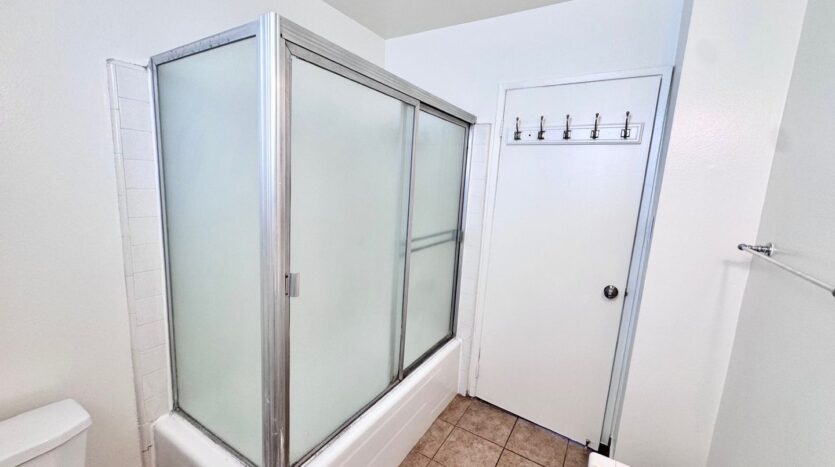 2336 North Ontario Street - Burbank - California - 1 bed, 1 bath rental property