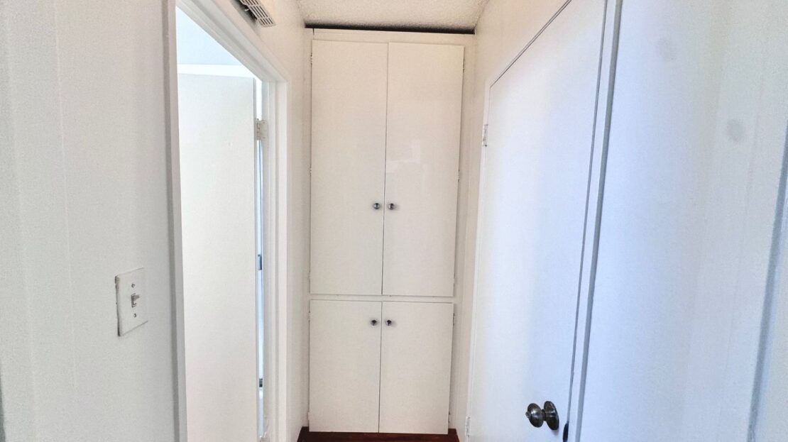 2336 North Ontario Street - Burbank - California - 1 bed, 1 bath rental property