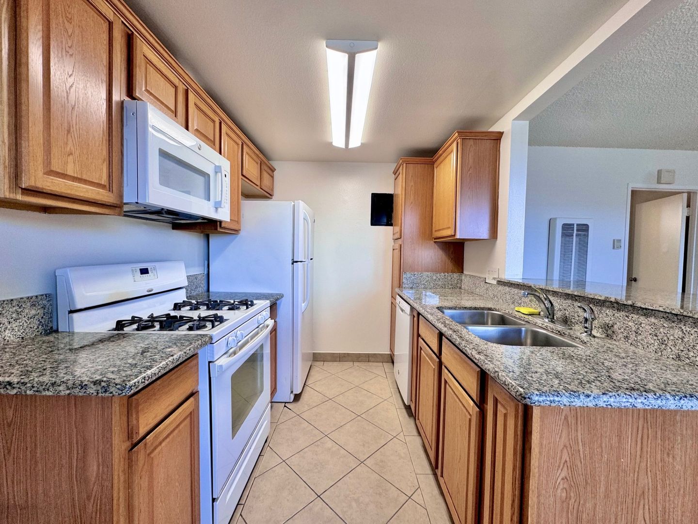 2336 North Ontario Street - Burbank - California - 1 bed, 1 bath rental property