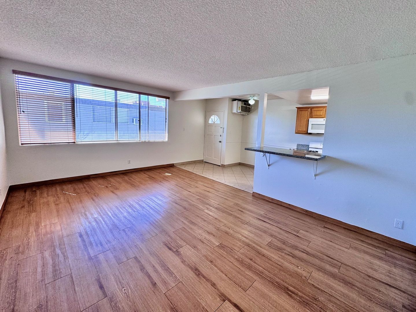 2336 North Ontario Street - Burbank - California - 1 bed, 1 bath rental property