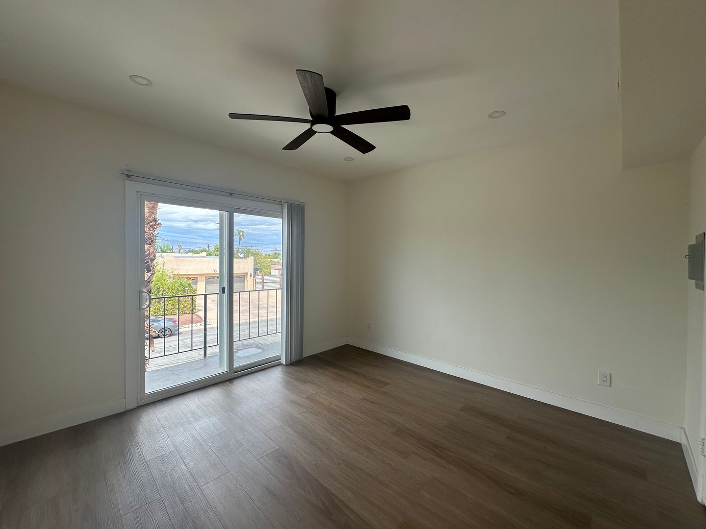 2388 N Sunrise Way - 12 - Palm Springs - California - 2 bed, 1 bath rental property