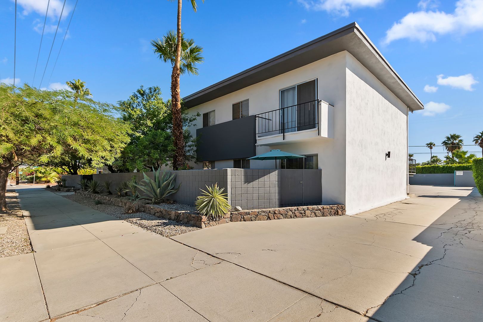 2388 N Sunrise Way - 12 - Palm Springs - California - 2 bed, 1 bath rental property