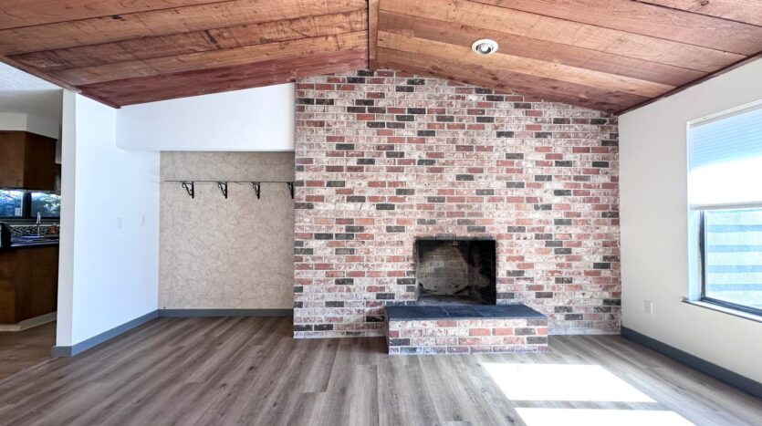 2410 NE 162nd Ave - Portland - Oregon - 2 bed, 1 bath rental property