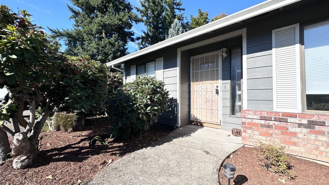 2410 NE 162nd Ave - Portland - Oregon - 2 bed, 1 bath rental property
