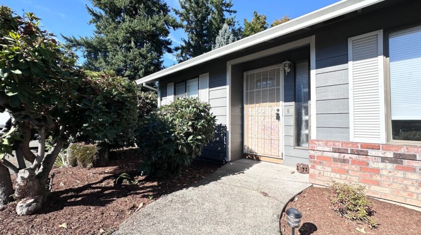 2410 NE 162nd Ave - Portland - Oregon - 2 bed, 1 bath rental property