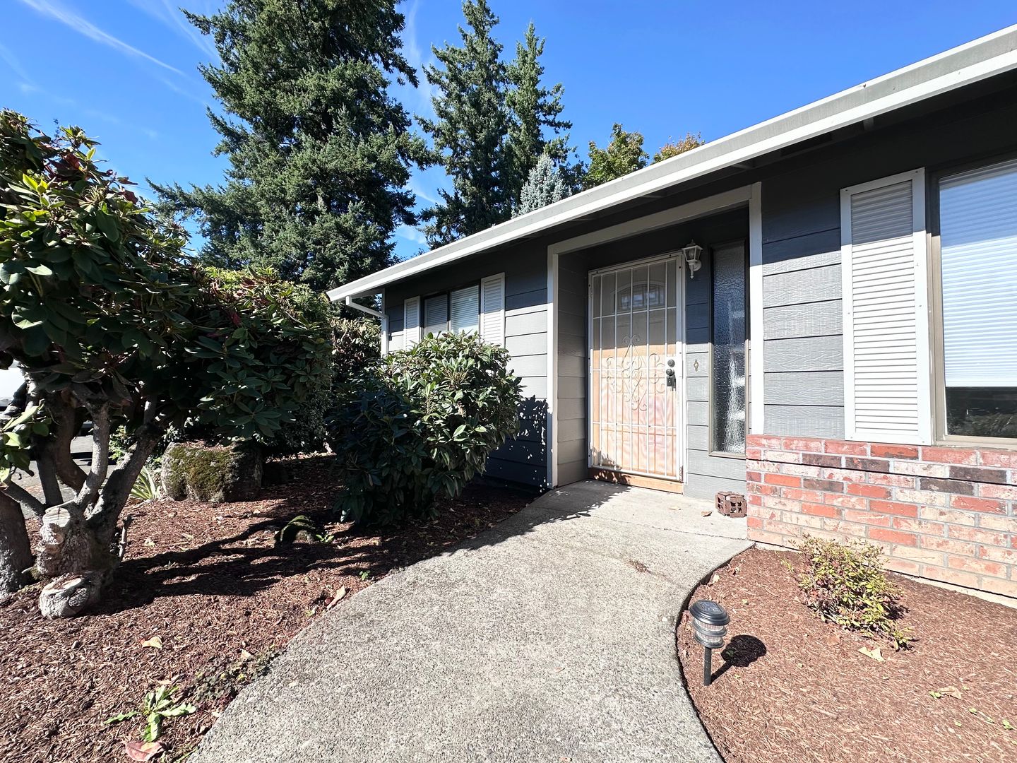 2410 NE 162nd Ave - Portland - Oregon - 2 bed, 1 bath rental property