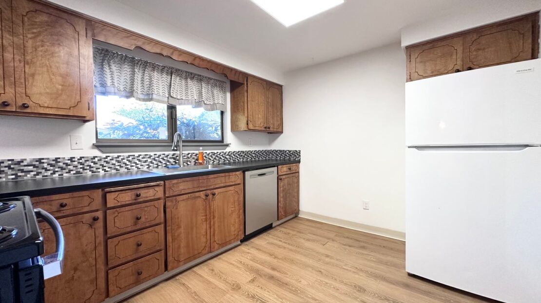 2410 NE 162nd Ave - Portland - Oregon - 2 bed, 1 bath rental property