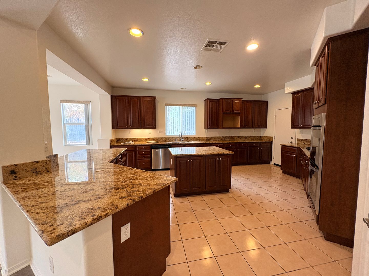 2413 Simon Cir - Corona - California - 5 bed, 4 bath rental property