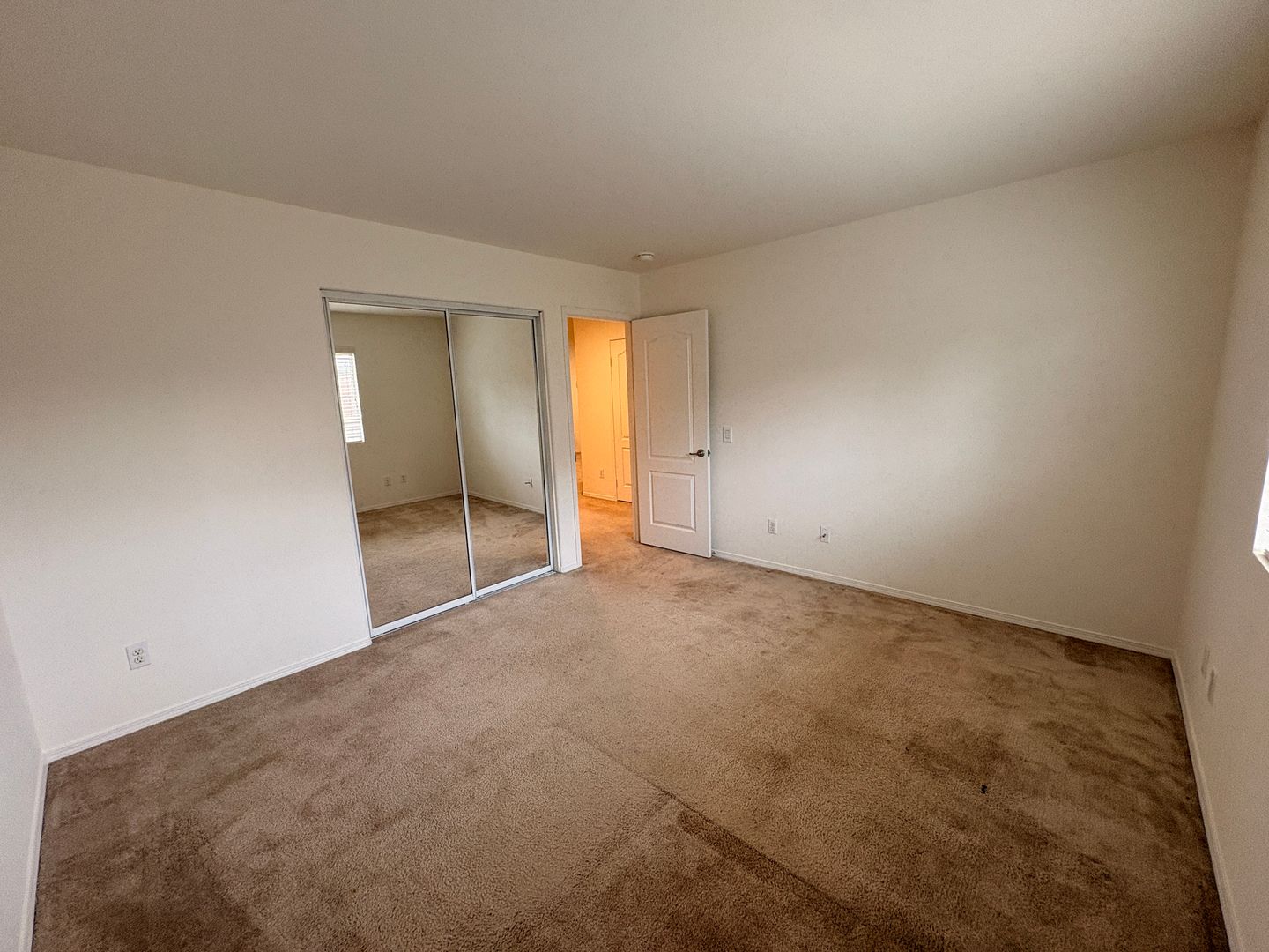 2413 Simon Cir - Corona - California - 5 bed, 4 bath rental property