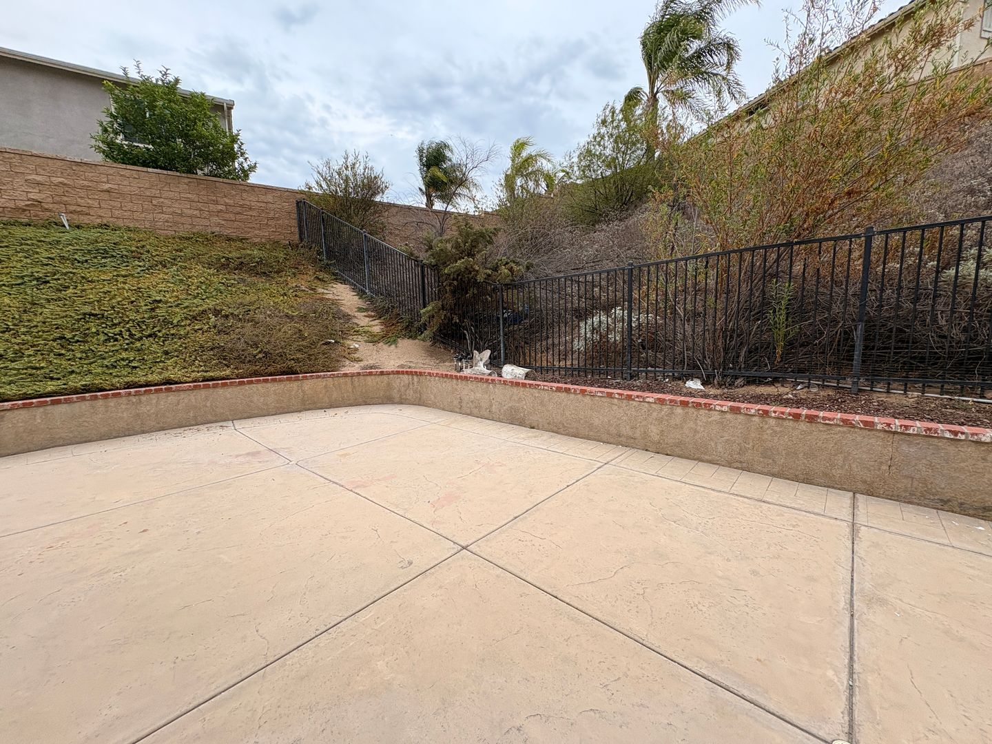 2413 Simon Cir - Corona - California - 5 bed, 4 bath rental property