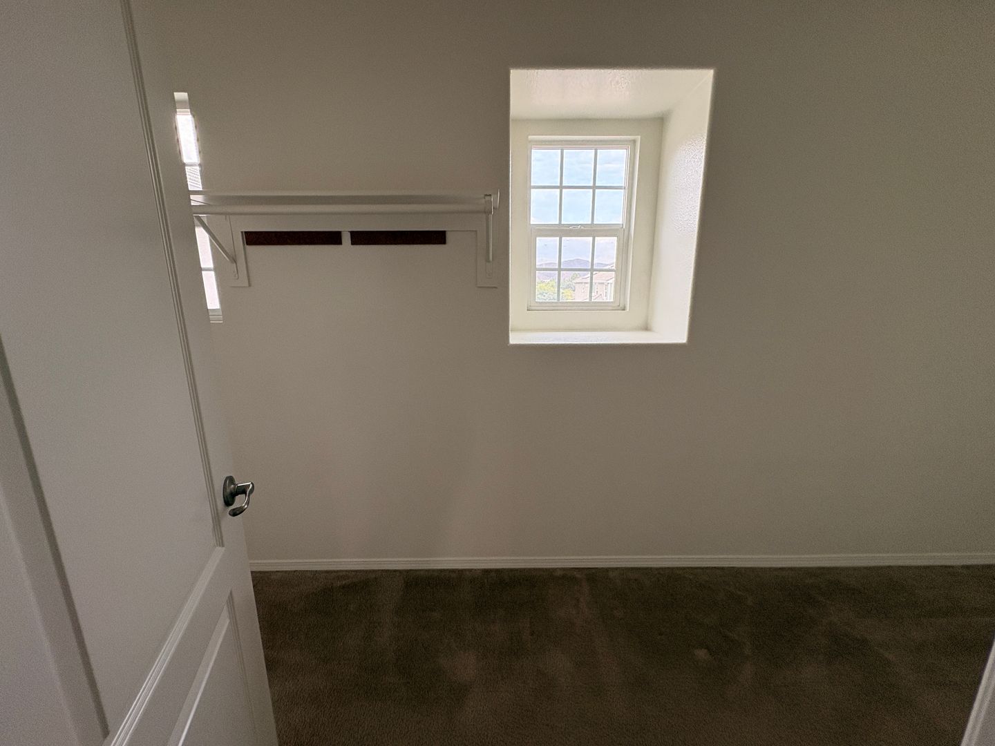 2413 Simon Cir - Corona - California - 5 bed, 4 bath rental property