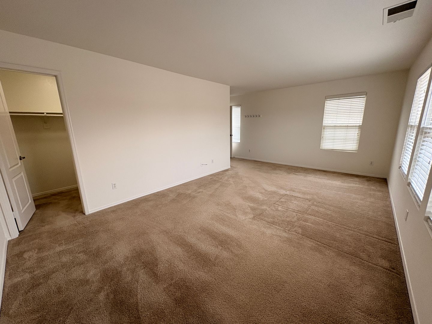 2413 Simon Cir - Corona - California - 5 bed, 4 bath rental property