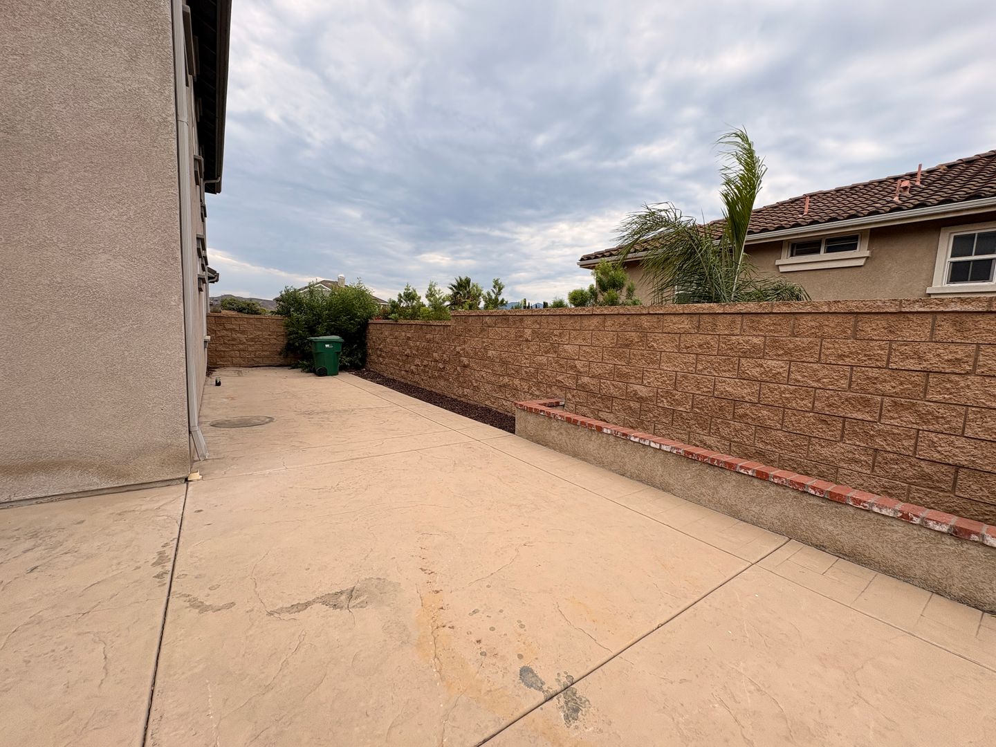 2413 Simon Cir - Corona - California - 5 bed, 4 bath rental property