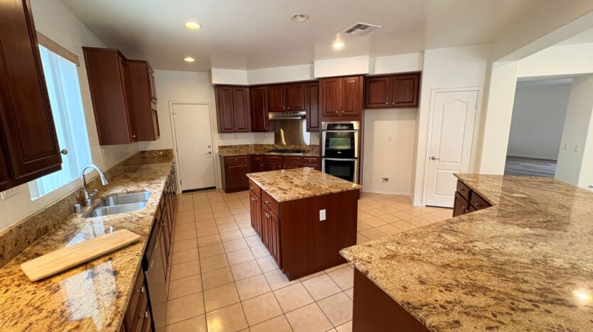 2413 Simon Cir - Corona - California - 5 bed, 4 bath rental property